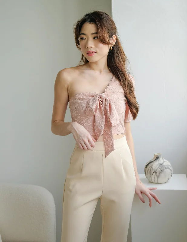 Weekend Deals That Sparkle Abigail Jacquard Top in Pink