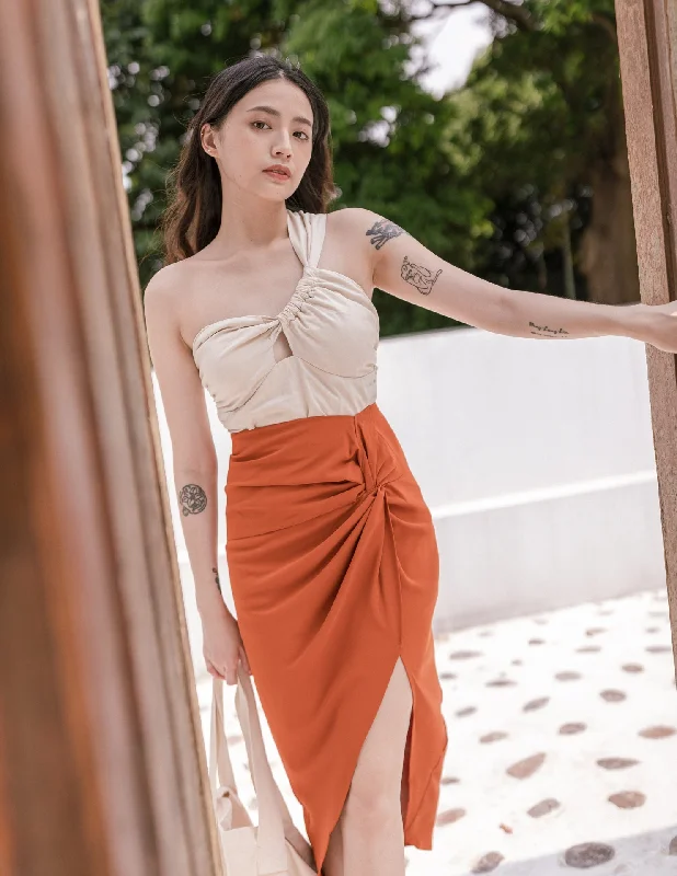 Weekend Savings Spectacular Zyra Top in Ecru