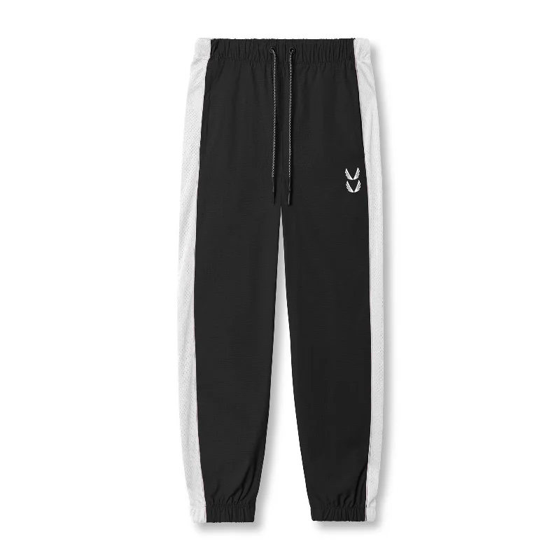 Weekend Specials to Celebrate 0796. Ripstop Oversized Track Pant - Black