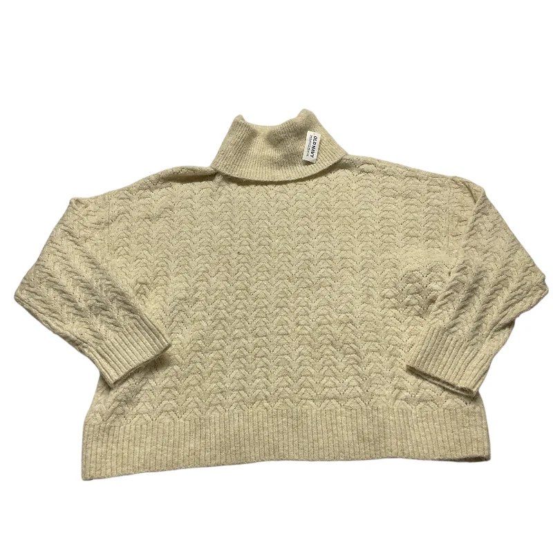 Weekend Specials Just for You Sweater By Old Navy In Cream, Size: 2x