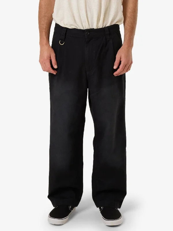 Weekend Bargains to Relish Honour Big Slacker Pant - Black