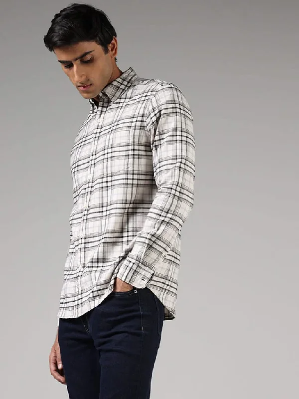 Act Now WES Casuals Off White Checked Slim-Fit Shirt