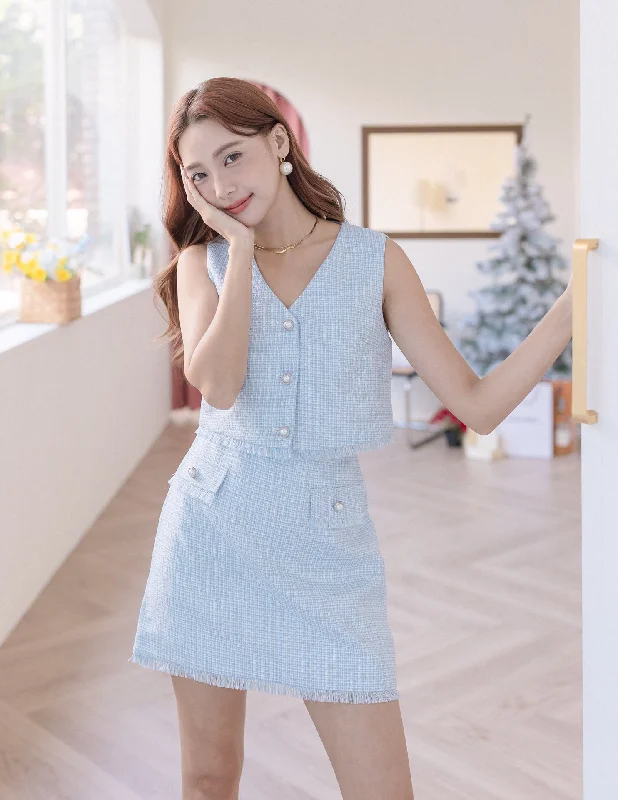 Weekend Savings Extravaganza Adele Top in Blue
