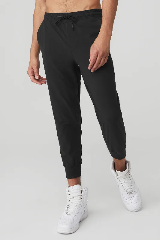 Stock Clearance Co-Op 7/8 Pant - Black