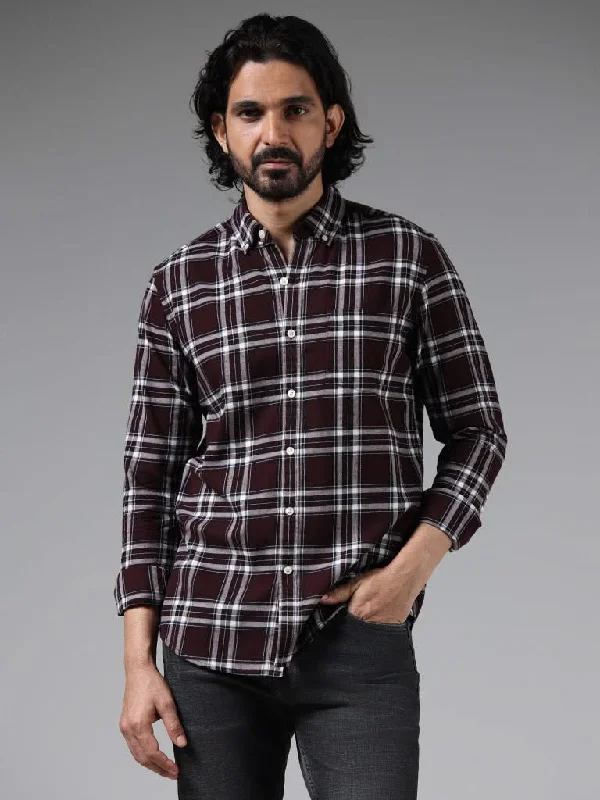 Price Reduction WES Casuals Wine Checked Cotton Slim-Fit Shirt