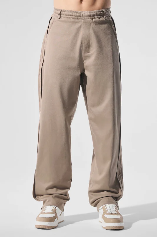 Weekend Savings Extravaganza Edition Sueded Straight Leg Pant - Gravel