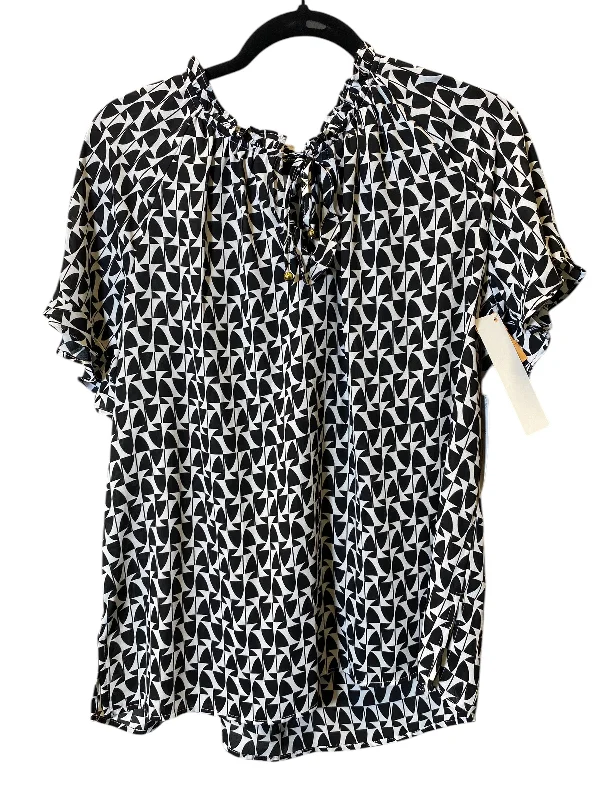 Your Weekend, Your Savings Top Short Sleeve By Liz Claiborne In Black & White, Size: L