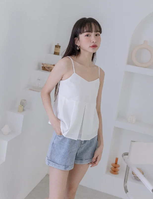 Weekend Bargains to Sizzle Emry Top in White