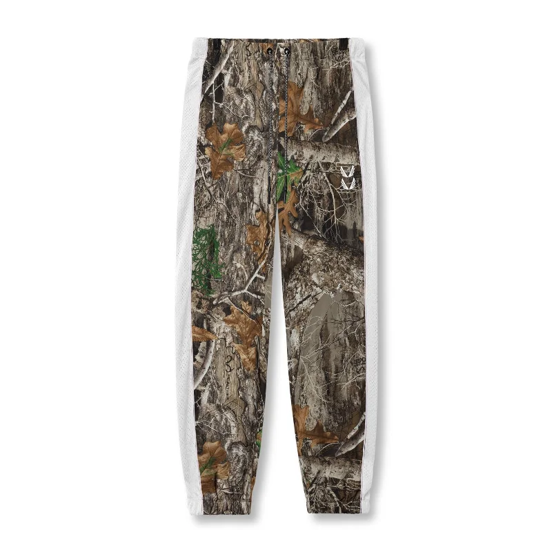 Weekend Bargains to Love 0796. Ripstop Oversized Track Pant - Realtree® Camo