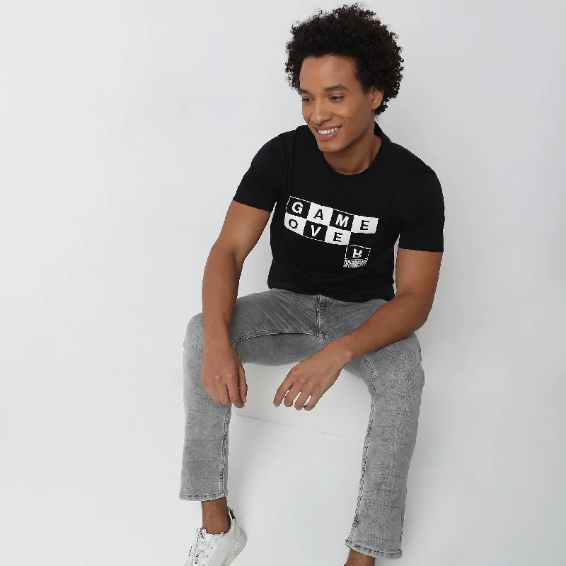 Weekend Bargains to Relish Regular Fit Graphic T-Shirt