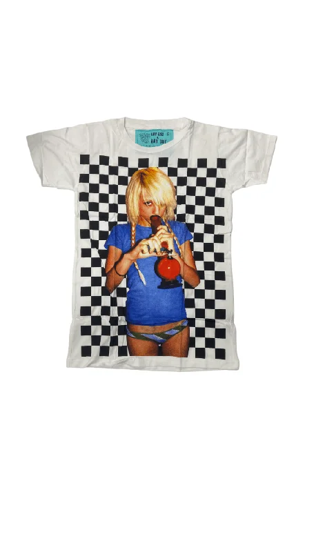 Clearance Event Smoking Bong Girl T-Shirt